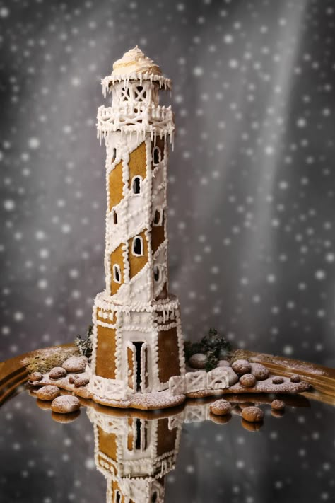 Gingerbread Lighthouse, Jul Kaka, Homemade Gingerbread House, Traditional Christmas Food, Gingerbread Creations, Traditional Christmas Cookies, Gingerbread House Designs, All Things Gingerbread, Gingerbread House Cookies