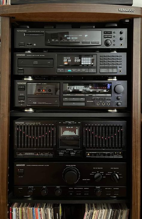 Kenwood Audio, Recording Studio Equipment, Cassette Tape Recorder, Audio Rack, Retro Radios, Vintage Stereo, Hi Fi System, Old Technology, Stereo Systems