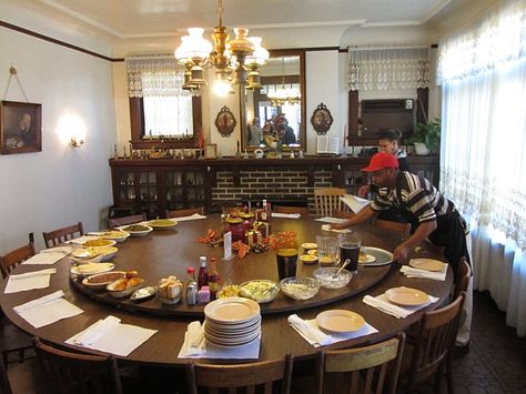 OMG! The Dinner Bell in McComb, MS. So many memories here....Tara Chinese Dining Room, Lazy Susan Table, Round Dinning Table, Buffet Wedding, Dining Room Furniture Design, Family Dinner Table, House Dining Room, Circle Table, We Were There