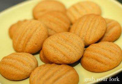 Buscuit Recipe, British Biscuit Recipes, Malted Milk Biscuits, Best Biscuit Recipe, British Biscuits, Milk Biscuits, Biscuit Bar, Savoury Biscuits, Sydney Food