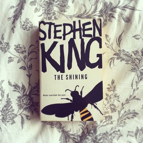 p ; palefl0wer ✧*:･ The Shining Book Aesthetic, Stephen King Books Aesthetic, The Shining Book, Stephen King Books, King Book, Unread Books, Recommended Books To Read, Book Suggestions, World Of Books