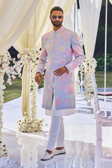 Lavender Outfit, Indian Wedding Clothes For Men, Seema Gujral, Sherwani For Men Wedding, Outfits Pastel, Wedding Kurta For Men, Sherwani Groom, Gents Kurta Design, Reception Outfit