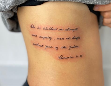 Women Rib Tattoo Quotes, Wrap Around Quote Tattoo, Rob Tattoos Women, Quote Tattoos For Women Rib, Sleeve Quotes Tattoo, Small Paragraph Tattoos For Women, Rib Paragraph Tattoos For Women, Rib Verse Tattoo, Women’s Quote Tattoos