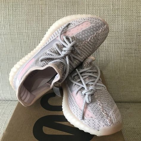 Yeezy boost 350 v2 synth reflective pink size6.5 Pink Yeezy, Yeezy Womens, Yeezy Boost 350 V2, Yeezy Shoes, 350 V2, Yeezy Boost 350, Yeezy Boost, Adidas Yeezy Boost, Adidas Sneakers