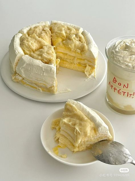 Durian Dessert, Durian Recipe, Durian Cake, Smoothie Shop, Summer Baking, Pastry And Bakery, Just Cakes, Unique Recipes, Food Obsession