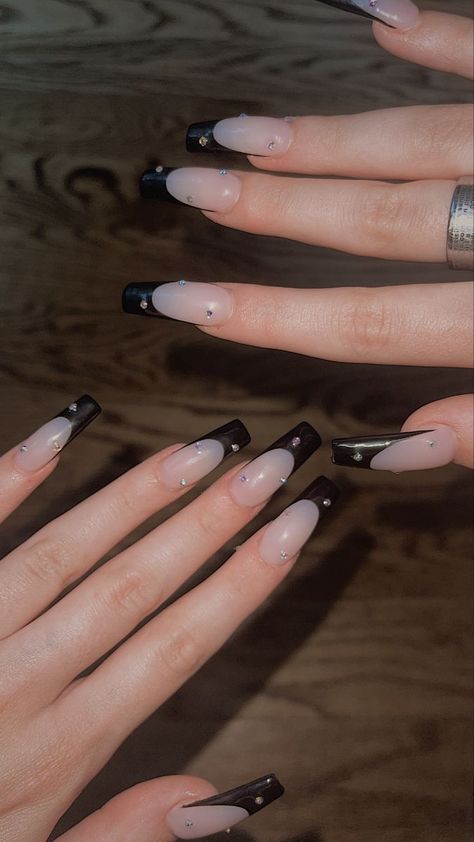 Black French Nails With Design Square, Black French Tip Acrylic Nails With Rhinestone, Black Tip Nails With Diamonds, Black French Diamond Nails, Black French Tip Diamonds, Black French Tips With Diamonds, Black French Tip Gems, Black French With Diamonds, Black French Tip Coffin Acrylic Nails