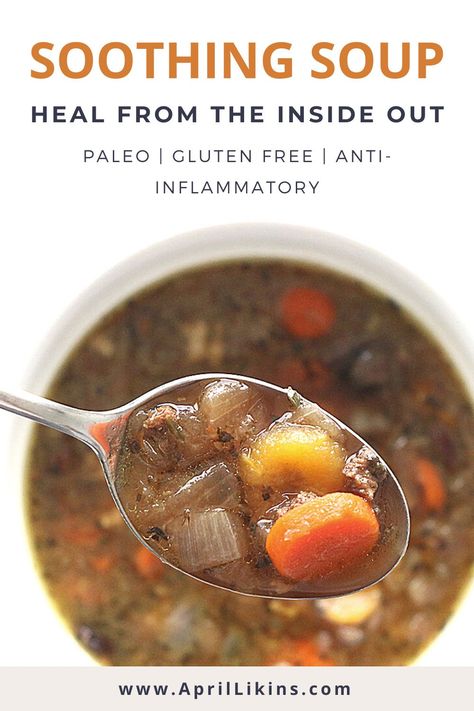 If you’re feeling under the weather or are looking for a healing anti-inflammatory soup, you’ll love this easy recipe! This soothing soup recipe is packed with garlic, which is anti-inflammatory, full of antioxidants and vitamins, and it acts like a natural antibiotic to protect your immune system and help you feel better. Gluten Free | Paleo | Anti-Inflammatory | Low Histamine | Low Oxilates #healthandwellness #healthyhabits #immuneboosting #diyimmunebooster #easyrecipe #nutritioncoach Anti Inflammation Diet Soup, Leaky Gut Soup, Crockpot Gut Healing Soup, Low Histamine Soup Recipes, Anti Inflammation Recipes Soup, Low Histamine Soups, Anti Immflamatory Soups, Healing Soup Immune System, Gut Healing Vegetable Soup