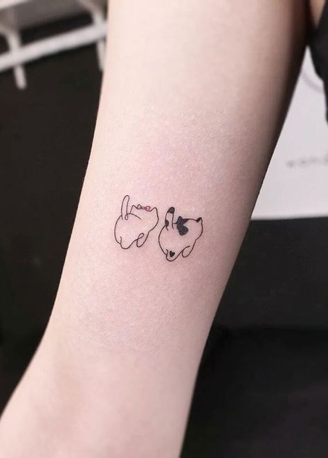 70+ Ideas de TATUAJES DE GATOS # Sencillos, Siluetas y Huellas Tatuagem Percy Jackson, Baking Tattoo, Minimalist Cat Tattoo, Cats Tattoo, Cute Animal Tattoos, Our Mindful Life, Cute Little Tattoos, Tatuaje A Color, Small Hand Tattoos