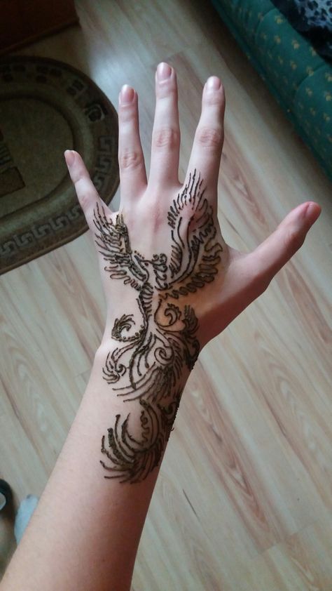 Phoenix henna tatoo. By ajkika. Phoenix Henna, Henna Hand, Tattoo Hand, Phoenix Tattoo, Henna Tattoo Designs, Hand Tattoo, Henna Tattoo, Hand Henna, Hand Tattoos