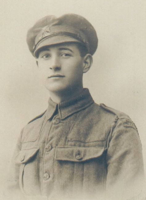 Soldier Portrait Photography, Wwi British Soldier, Ww1 Portraits, Ww1 British Soldier, Ww1 German Soldier, Quantock Hills, Wwi Soldier, Ww1 Photos, Ww1 British