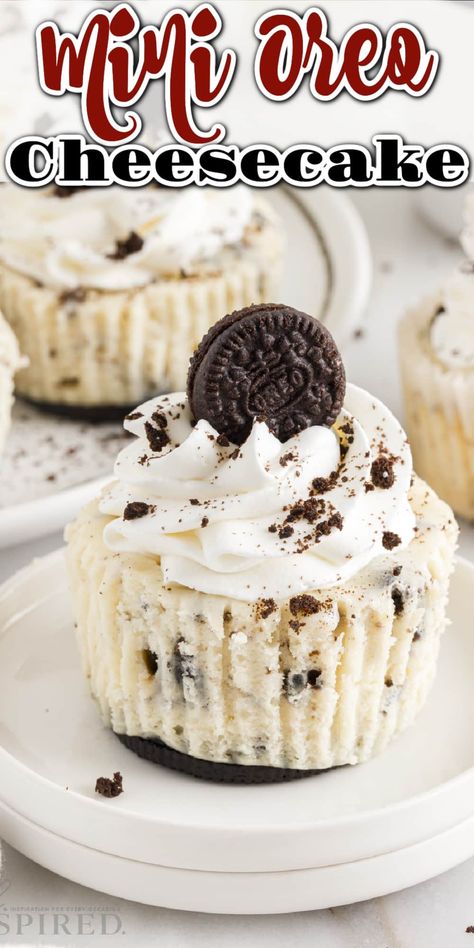 Cheesecake Oreo Cupcakes, Bridal Shower Mini Cheesecakes, Oreo Cheesecake Cupcakes No Bake, Cookies And Cream Cheesecake Cupcakes, Individual Oreo Cheesecake Cups, Mini Oreo Cheesecake No Bake, White Oreo Dessert, Mini Cheesecakes Gluten Free, Oreo No Bake Cheesecake Cups