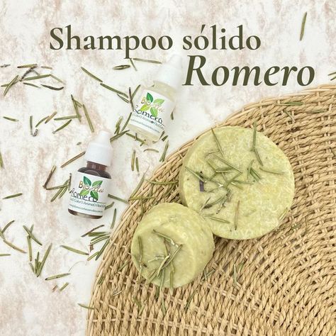 Este shampoo sólido ayuda a combatir la caída de cabello, regula la grasa del cabello, previene las canas, especialmente en cabellos negros y castaños. Y tú ¿Ya has probado los beneficios que aporta este shampoo para tu cabello?✨ Shampoo Bar, Bath Salts, Doterra, Coconut, Mint, Fruit