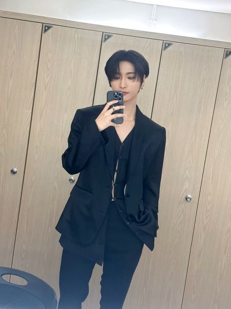 Hwa Ateez, Seonghwa Pics, J Hope Selca, Choi Jong-ho, Kang Yeo-sang, Seonghwa Ateez, Jeong Yun-ho, Song Min-gi, Park Seong-hwa