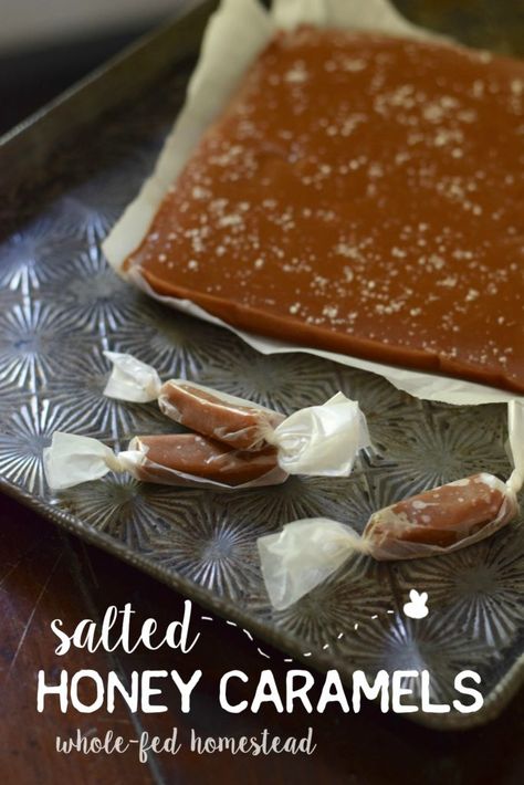 Soft Caramels Recipe, Caramels Recipe, Homemade Caramels, Salted Caramels, Honey Candy, Honey Caramel, Baking Inspiration, Candy Recipes Homemade, Soft Caramel