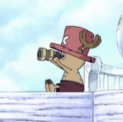 Low Quality One Piece, One Piece Low Quality, Chopper Pfp, Chopper Icon, One Piece Chopper, One Piece Meme, Tony Chopper, Snk Cosplay, One Piece Crew