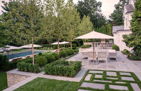 Stone Patios, Patio Layout, Bluestone Patio, Gardening Trends, Garden Pests, Small Patio, Stone House, Decorating Small Spaces, Outdoor Design