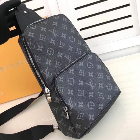 Luxury Bag Men, Flannel Outfits Men, Black Louis Vuitton, Flannel Outfits, Lv Purse, Lv Bags, Lv Men, Handbags For Men, Lv Bag