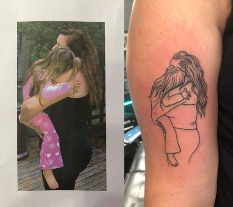 60 Mother Daughter Tattoos for Mothers Day 2020 that zaps this moment - Hike n Dip Tatted Girl, Tattoos For Mothers, Mama Tattoos, Mommy Daughter Tattoos, Motherhood Tattoos, Small Sister Tattoos, Daughter Day, Herz Tattoo, Mommy Tattoos