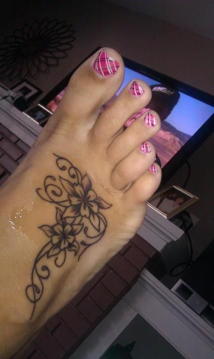 Foot Tattoo Foot Tattoo Ideas, Cute Foot Tattoos, Ankle Tattoos For Women, Foot Tattoos For Women, 1 Tattoo, Tattoo Feminina, Foot Tattoo, Ankle Tattoo, Foot Tattoos