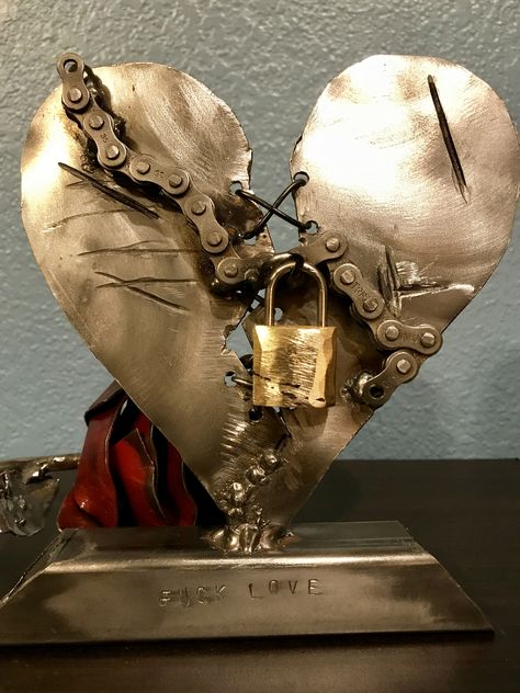 Scrap Metal Projects, Art Projects For Beginners, Jason Schmidt, Easy Welding Projects, Cool Welding Projects, Scrap Recycling, Welding Crafts, Machining Metal Projects, Heart Artwork