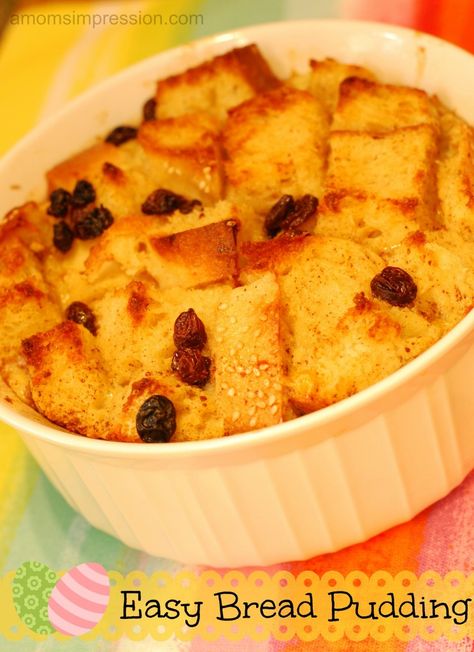 Breadpudding Dessert, Capirotada Recipe, Easy Bread Pudding Recipe, Bread Pudding Recipe Easy, Easy Bread Pudding, Irish Desserts Traditional, Best Bread Pudding Recipe, Easy Pudding Recipes, Bread Pudding Easy