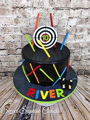 Laser Tag Cake Neon Cake 10th Birthday Extreme Fun Center  #sweetsuprisecakes #lasertag #10thbirthday #tampabaybakery Laser Tag Theme Cake, Lazer Tag Cake Ideas, Laser Quest Cake, Laser Tag Cake Birthday, Laser Tag Birthday Party Ideas Cake, Laser Tag Cake Ideas, Lazer Tag Birthday Party, Laser Tag Cake, Laser Quest