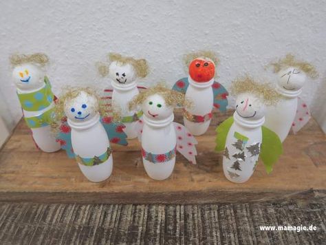 Engel aus Trinkjoghurtflasche | Blogger Themes, Elf On The Shelf, Decorative Jars, Advent, Elf, Kindergarten, Blog Posts, Recycling