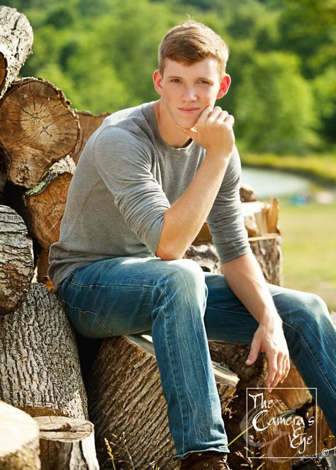 Guy Fall Senior Pictures, Senior Fall Pictures Boys, Boy Senior Photos Poses, Senior Portraits Boys Posing Ideas, Senior Pictures Guys Outdoor, Senior Guy Photos, Fishing Senior Pictures For Guys, Men Senior Pictures Male Poses, Senior Pictures For Guys Outdoor