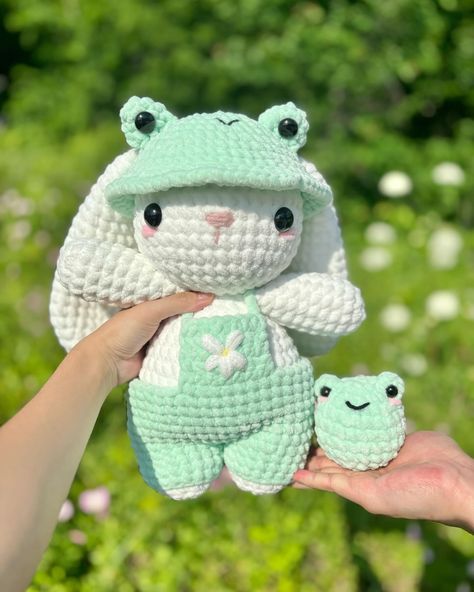 frog bunny 🐸💚 he has his own pet frog and is wearing overalls and a frog bucket hat. both are removable. available on my etsy ☁️ tags 🏷️ #crochet #crochetbunny #amigurumi #crochetplush #frog #crochetfrog #crochetersofinstagram Frog Bucket Hat, Pet Frog, Wearing Overalls, Pet Frogs, Crochet Frog, Easter Crochet Patterns, Crochet Pillows, Plushie Patterns, Cute Easter Bunny