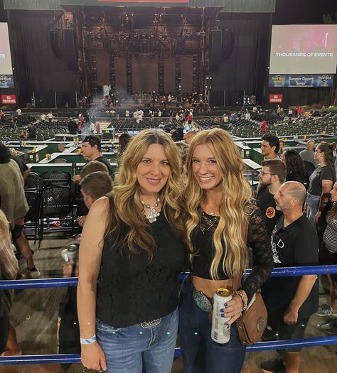 @officialcreedpage took us higher 🎸💿

creed concert ootd mom and daughter picture rock concert outfit country concert outfit inspo outside ampitheater goals fun Creed Concert Outfit, Concert Ootd, Concert Outfit Rock, Mom Ootd, Country Concert Outfit, Country Concerts, Rock Concert, Mom Daughter, Concert Outfit