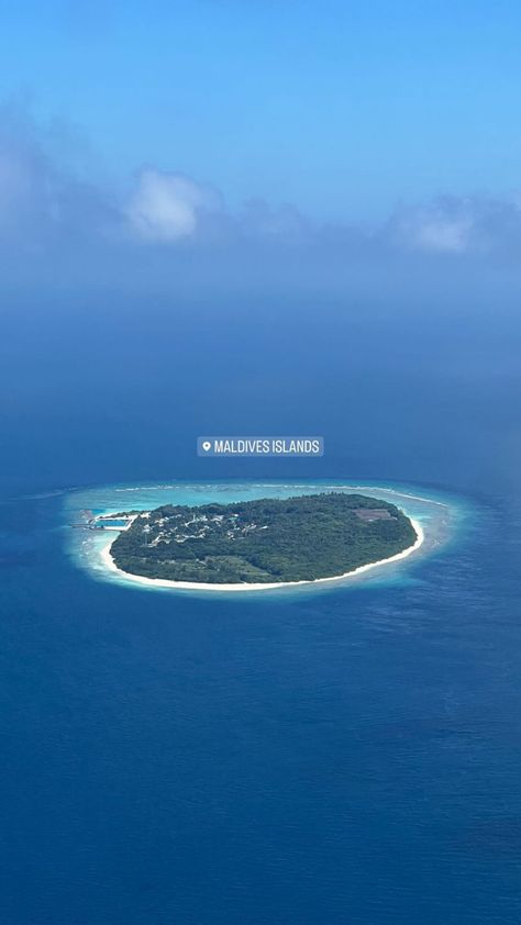 lovisabarkman Maldives Instagram, Maldives Island, Space Place, Summer 24, Story Ideas, Ig Story, Maldives, Instagram Story, Holidays