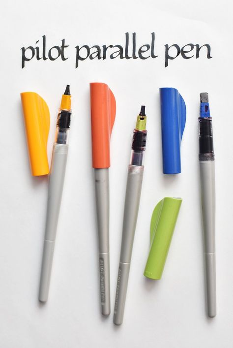 Pilot Parallel Pen Review & Difference between Broad-Edge & Pointed-Pen #foundational #calligraphy #learncalligraphy Calligraphy Pens For Beginners, Pilot Parallel Pen, Calligraphy Pen Set, Hand Lettering For Beginners, Art Boxes, Calligraphy Tutorial, Pilot Pens, Calligraphy Set, Hand Lettering Drawing