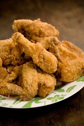 Southern Fried Chicken Recipe - Paula Deen Southern Fried Chicken Recipe, South Recipes, Fried Chicken Recipe Southern, Katie Scott, Paula Deen Recipes, Fried Chicken Recipe, Southern Fried Chicken, Southern Food, Fried Chicken Recipes