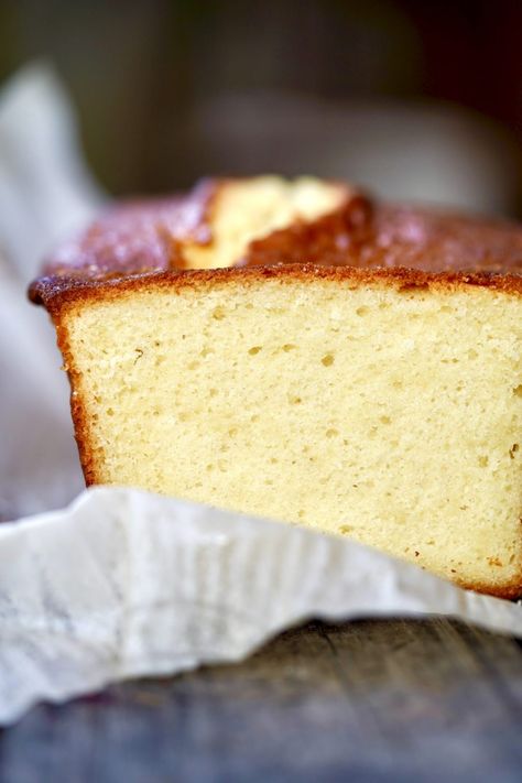 ricotta pound cake Ricotta Pound Cake Recipes, What Is Cake Flour, Ricotta Pound Cake, Cake Flour Substitute, Tasty Sweets, Spreadable Cheese, Light Cakes, Cake Day, Chocolate Powder