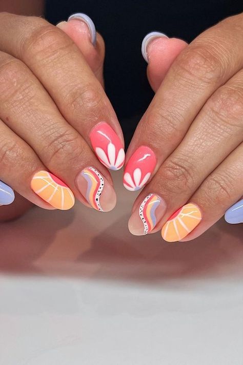 41 Amazing April Nails That Are Picture Perfect! - The Catalog Beachy Nails, Fun Summer Nails, Cute Simple Nails, Simple Gel Nails, Summery Nails, Cute Gel Nails, Vacation Nails, Short Acrylic Nails Designs, Beach Nails