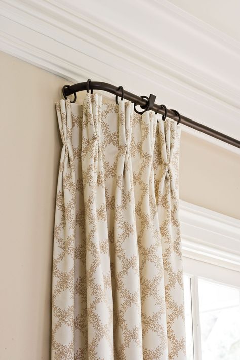 Stylish & Family-Friendly Decorating Breakfast Nook Diy, Nook Curtains, Breakfast Nook Curtains, Diy Breakfast Nook, Nook Diy, Iron Curtain Rods, Wood Curtain Rods, Diy Curtain Rods, Diy Curtain