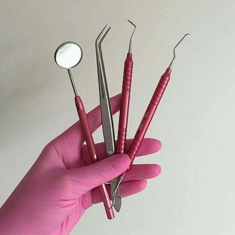 Dentist Pictures, Dentistry Motivation, Pink Dentist, Dental Aesthetic, Dental Advertising, Dental Life, Dental Tools, Dental Hygienist, Dental Hygiene