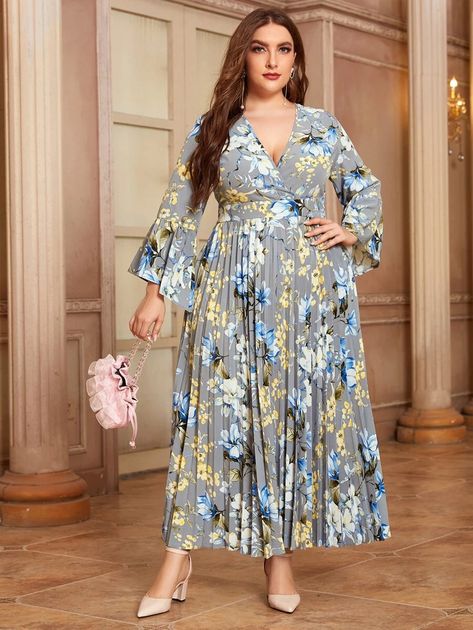 Plus Allover Floral Surplice Front Pleated Dress | SHEIN EUR Casual Floral Dress, Corporate Dress, Wedding Dress Outfit, Plus Size Maxi Dress, Mother Of The Bride Gown, Plus Size Gowns, Dress Neck Designs, Evening Dresses Plus Size, Classy Casual Outfits