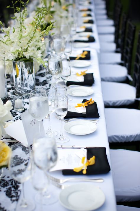 Black, white and yellow table decor/via Giannaandcompany.com Black White Yellow Wedding Decorations, Black White Yellow Party Decor, Black And White Lobola Decor, Black White Yellow Wedding, Black And Yellow Wedding Theme, Wedding Decorations Yellow, Lobola Decor, Wedding Ideas Yellow, Yellow Table Decor