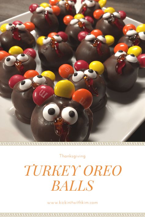 Turkey Oreo Balls #thanksgiving #turkey #dessert #oreoballs #thanksgivingdessert #easydessert Turkey Dessert, Oreo Turkey, Turkey Desserts, Turkey Balls, Delicious Thanksgiving Desserts, Melt Chocolate In Microwave, Turkey Ideas, Turkey Treats, Oreo Balls