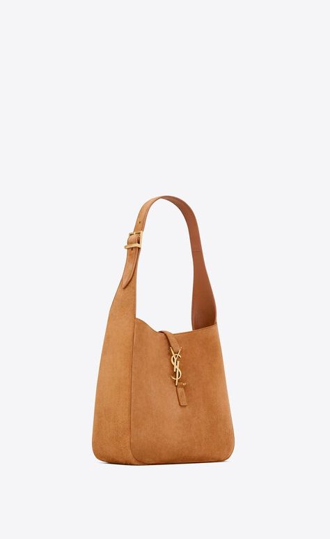 Hobo Bags, Women's Handbags, Small Leather Goods, Leather Fashion, Suede Leather, Amazing Women, Calf Skin, Caramel, Zip Pockets