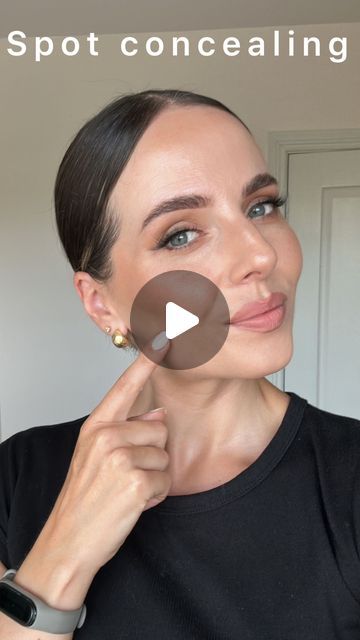 76K views · 1.8K likes | ASTA Jurksaite - Makeup Artist on Instagram: "Spot conceal for that lightweight summer skin finish ✨  My favourite concealer for this is definitely @narsissist Soft matte concealer. Here I’m using shade Custard.  Liquid concealers might not work as well as cream ones as they wouldn’t have as much coverage but it’s still doable.   Foundation @sculptedbyaimee Hydra Tint 4.0 Powder @lauramercier Translucent loose powder   #howtocoverdarkspots #sunmermakeup #makeupapplication #makeuptips #fullcoverageconcealer #narssoftmatteconcealer #narsmakeup #makeuptipsforbeginners" Eye Kajal, Matte Concealer, Translucent Setting Powder, Full Coverage Concealer, Nars Makeup, Face Palette, Mascara Tips, Liquid Concealer, Favorite Makeup Products