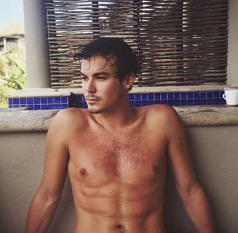 Shirtless Tyler. Caleb Pretty Little Liars, Ashley Benson And Tyler Blackburn, Tyler Blackburn, Roswell New Mexico, Matthew Mcconaughey, Good Looking Men, American Actors, Pretty Little Liars, Celebrities Male