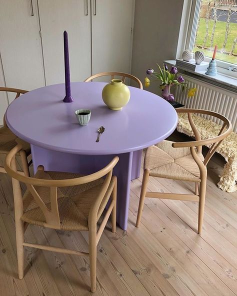 Purple Dining Room, Gustaf Westman, Purple Table, Kitchen Party, Design Blogs, Room Deco, Cheap Home Decor, Interior Inspo, My New Room