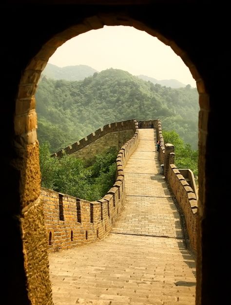 Great Wall of China - 20 sights that will remind you how incredible Earth is (Part 2) Antonio Machado, Zhangjiajie, China China, Great Wall Of China, China Travel, Great Wall, Bhutan, Incredible Places, Mongolia