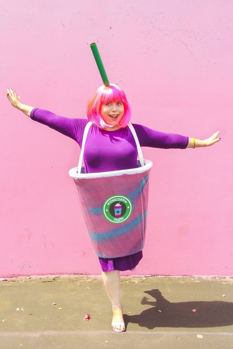 Diy Drink Costume, Milkshake Costume Diy, Drink Costume, Unicorn Frappe, Glass Jar Diy, Diy Smoothies, Frozen Costumes, Diy Unicorn, Dog Diy