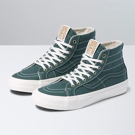 Vans Shoes High Tops, Vans Store, Classic Vans, Shoes Canvas, Vans Style, High Top Vans, Aesthetic Shoes, Shop Shoes, Swag Shoes