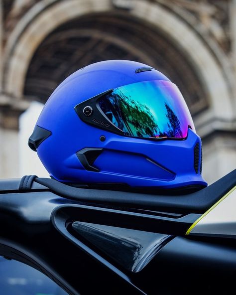 Ruroc Helmets’s Instagram profile post: “Matte metallic blue paint & a visor to match. You can find this beauty at www.ruroc.com #Ultramarine” Simson Moped, Custom Helmet Design, Paint Workshop, Motorbike Helmets, Cool Bike Helmets, Cyberpunk Tattoo, Motorcycle Helmet Design, Blue Motorcycle, Cool Motorcycle Helmets