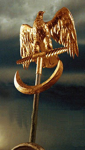 SYMBOL, THE EAGLE  ONE OF THE MOST BIG,  ROMAN LEGION Fall Of Constantinople, Eagle Symbol, Roman Warriors, Roman Legion, Antique Aesthetic, History Literature, Stations Of The Cross, Roman Emperor, Historical Novels