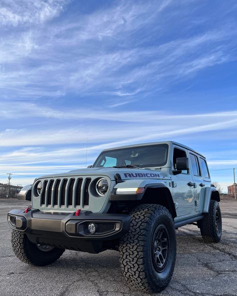 jeep wrangler, jeep, jeep rubicon, 2023 jeep, earl gray jeep, earl gray, lifted jeep, jeeps daily, jeep inspiration, jeep life Jeep Wrangler Earl Gray, Earl Jeep Wrangler, Grey Jeep Wrangler Aesthetic, Earl Grey Jeep Wrangler, Earl Grey Jeep, Jeep Rubicon Aesthetic, Matte Jeep Wrangler, Jeeps Rubicon, Gray Jeep Wrangler